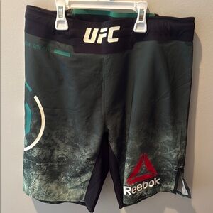 Men’s Reebok UFC Octago Fight Shorts Size 30